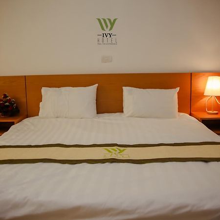 Ivy Hotel - Hai Tien Hoang Hoa Exterior photo